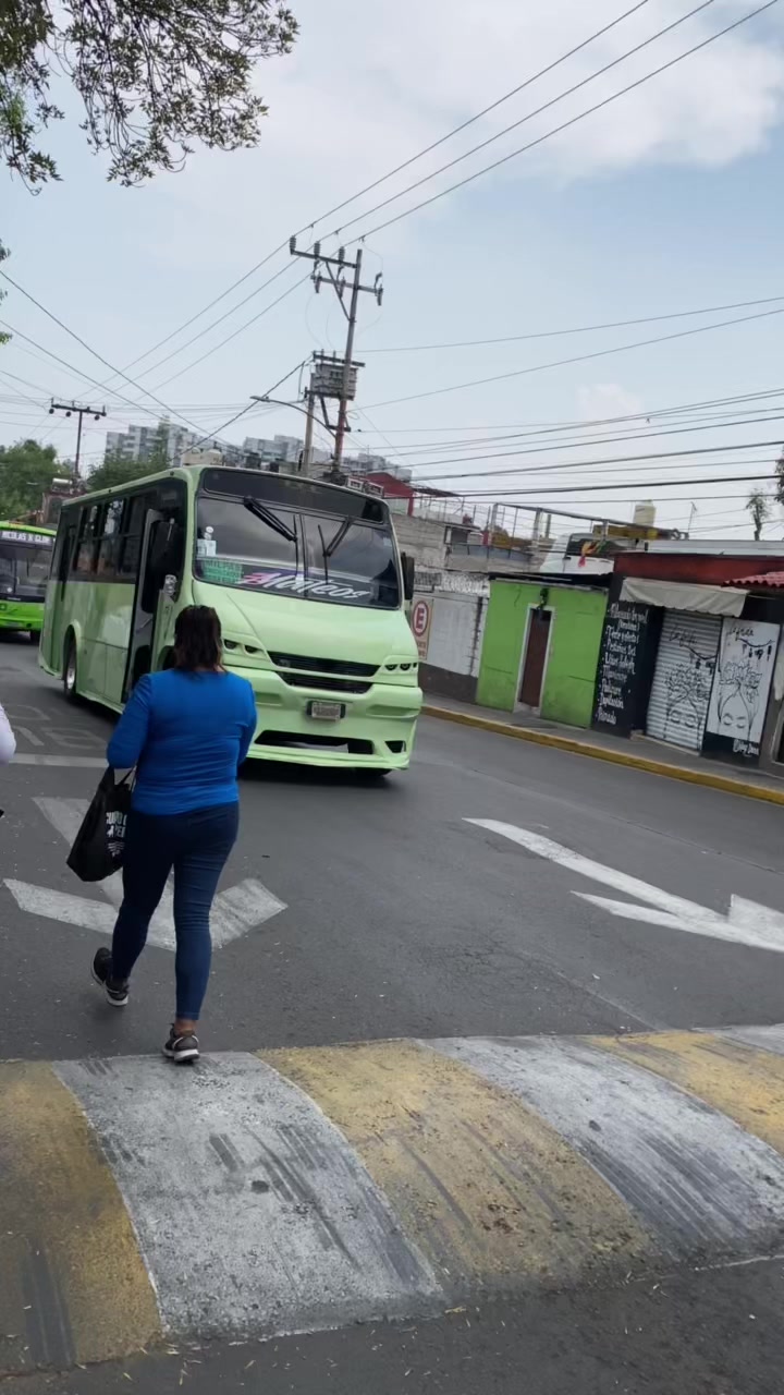 @BUSES ELEGANTES.🔥