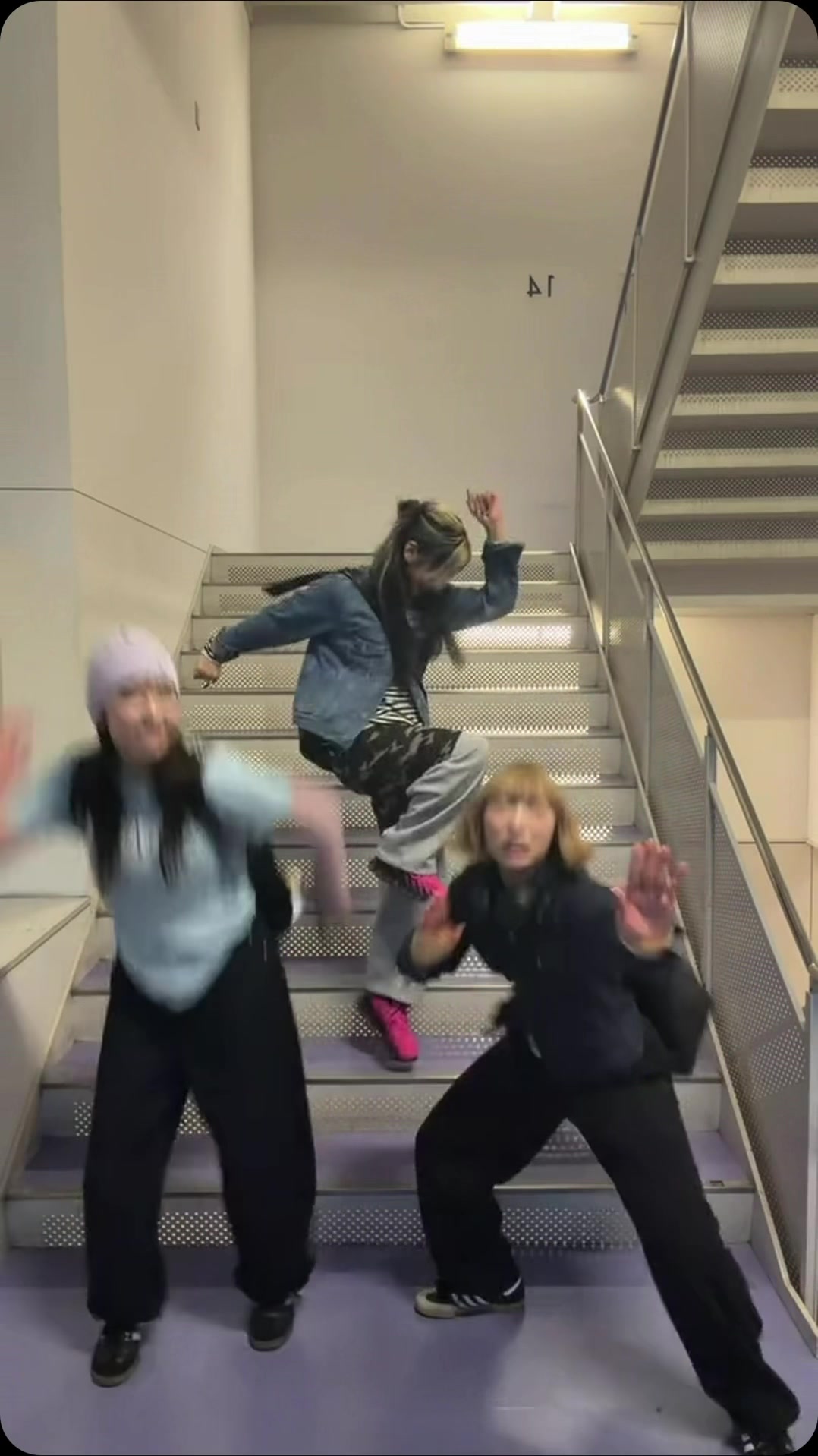 @おとは