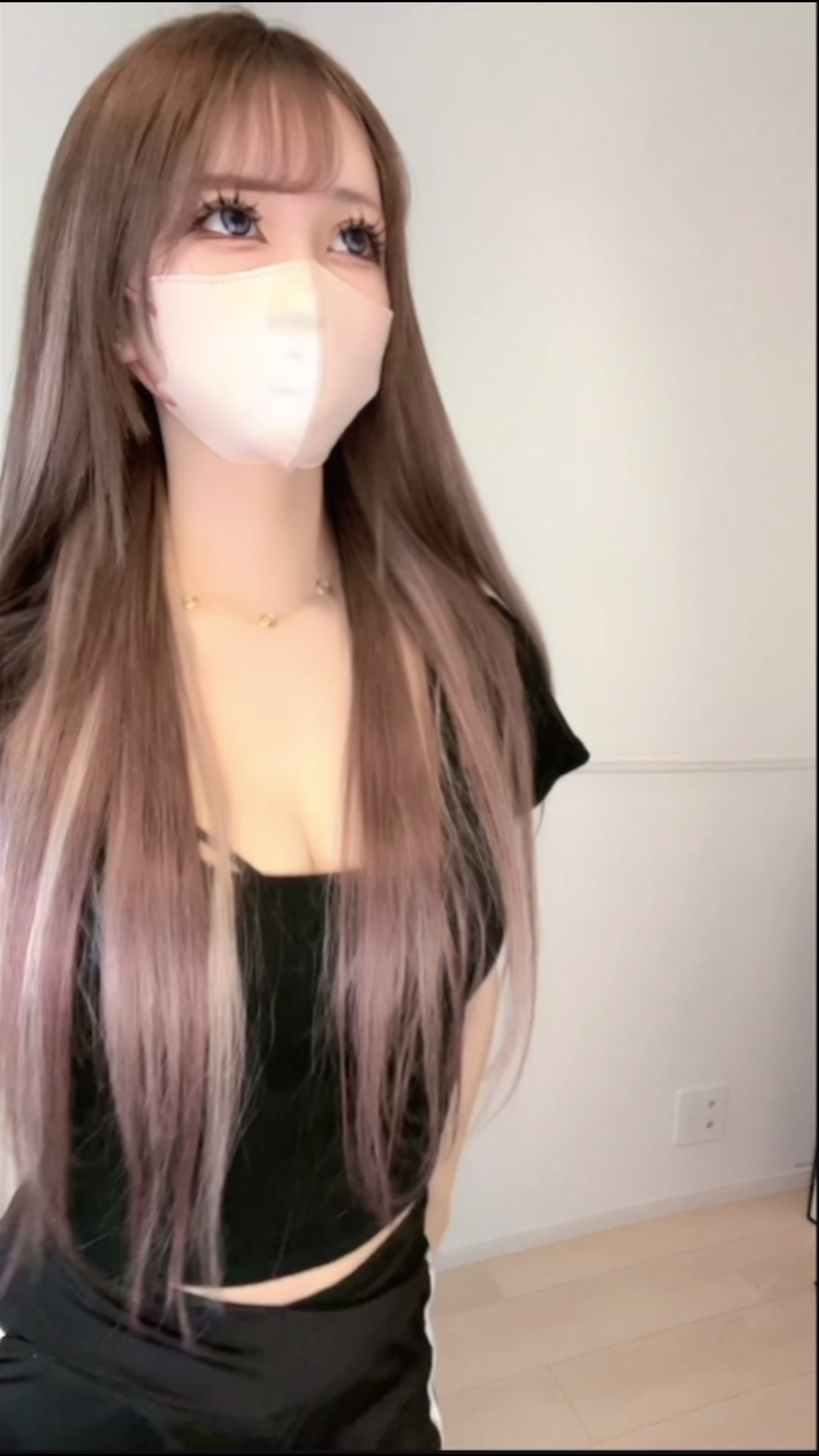 @🎭𝑯𝒊𝒏𝒂🐣🐱