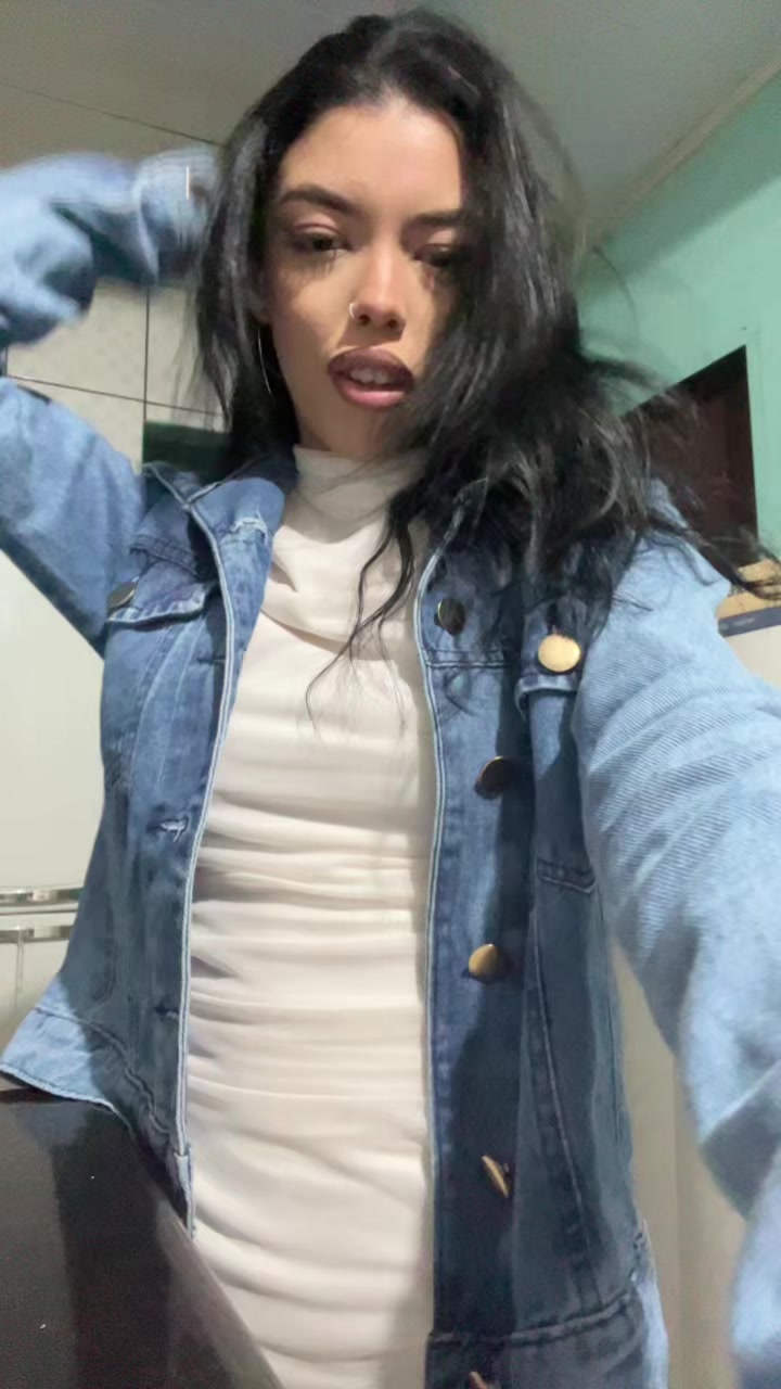@Thaisinha ✨