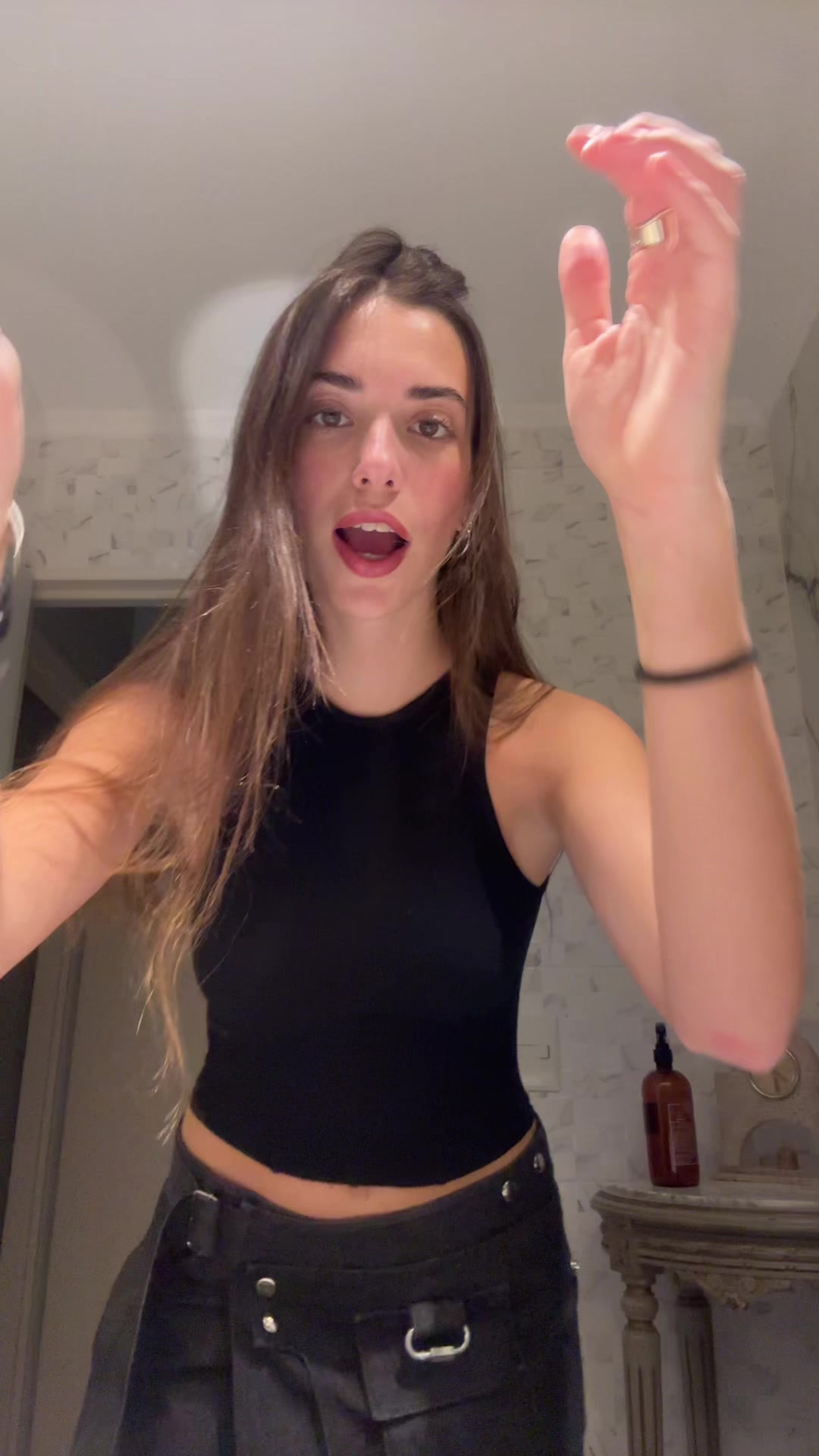 @Clara