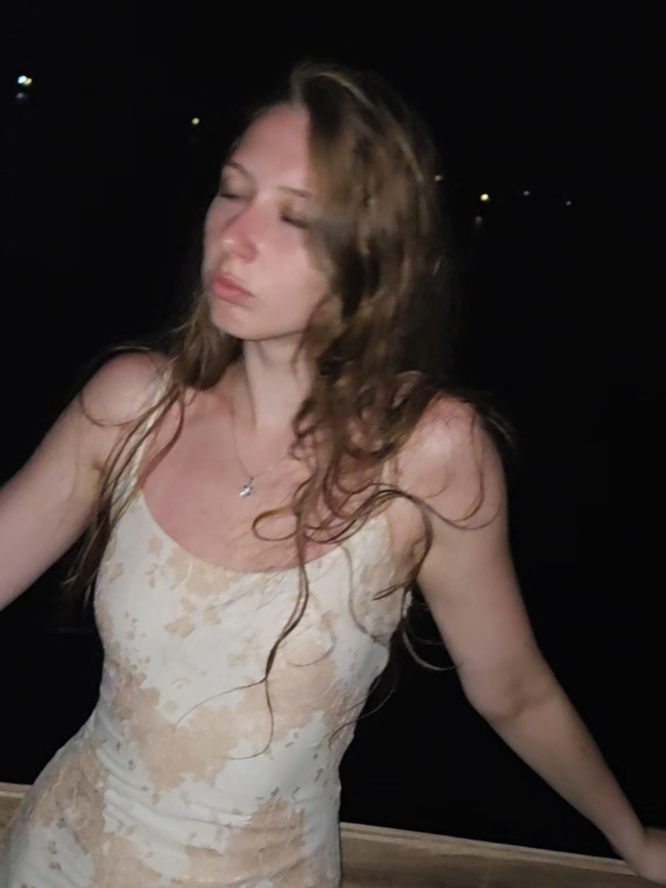 @Алё