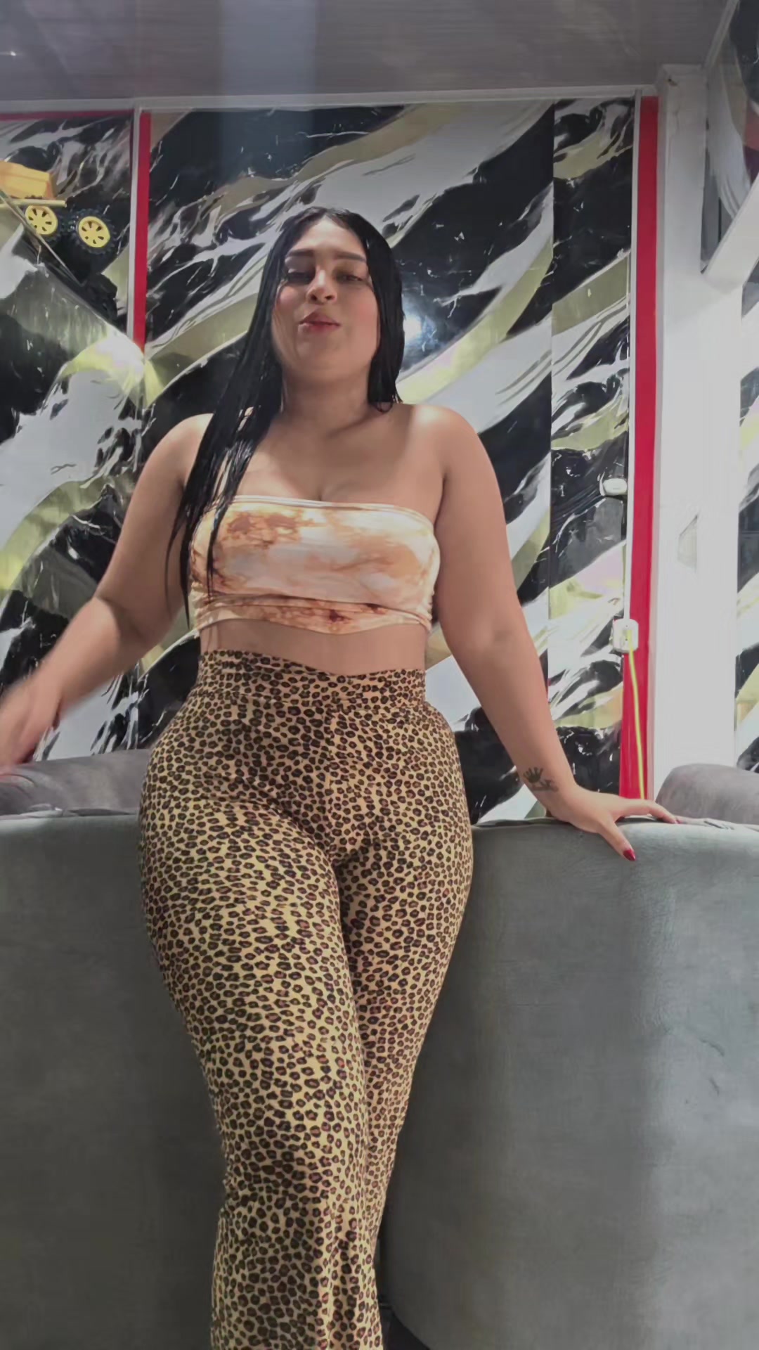 @SELENITA