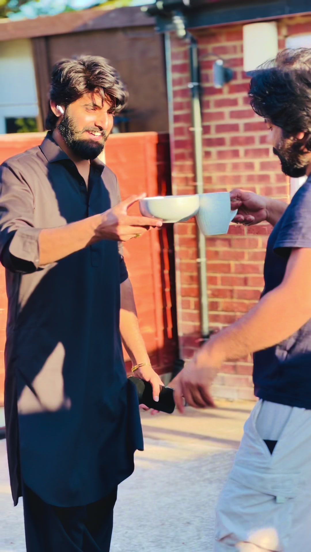@Hamza Gujjar🇬🇧🇵🇰