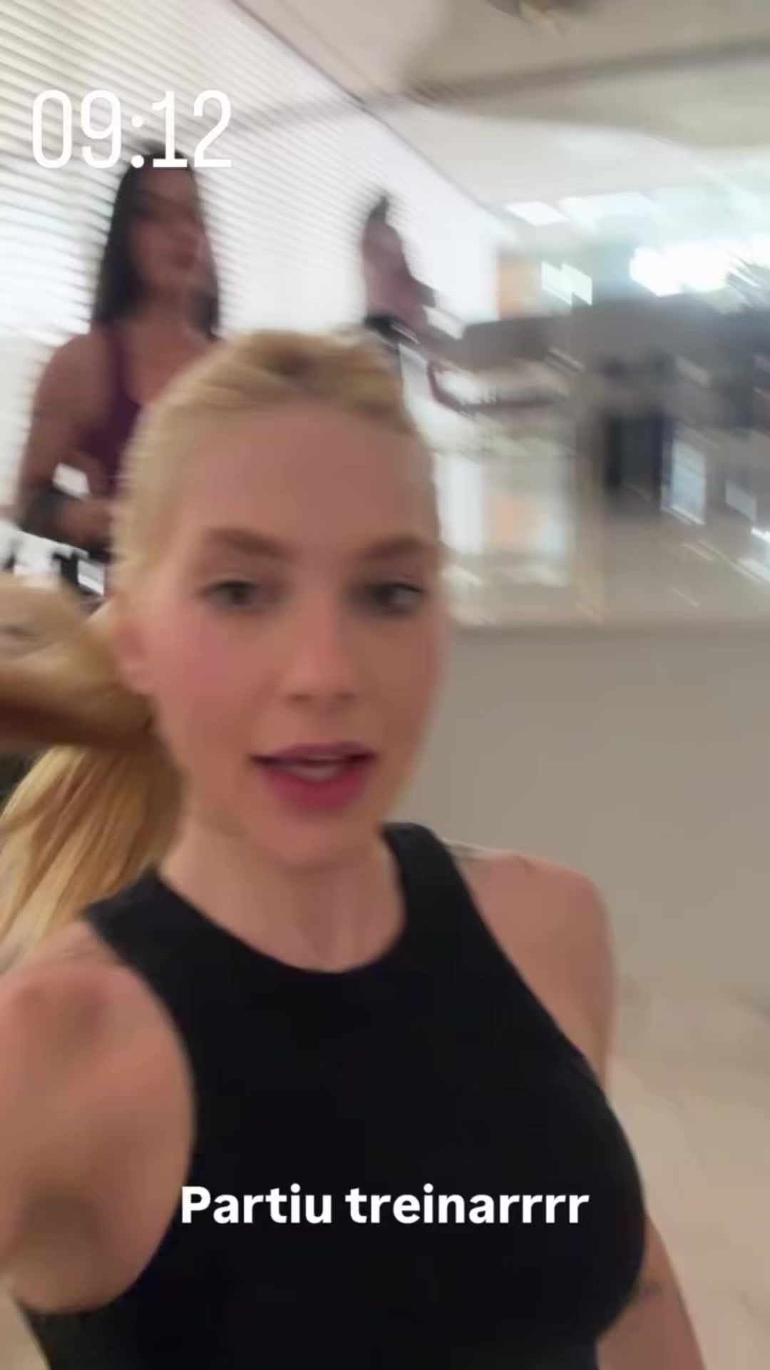 @flururucaa