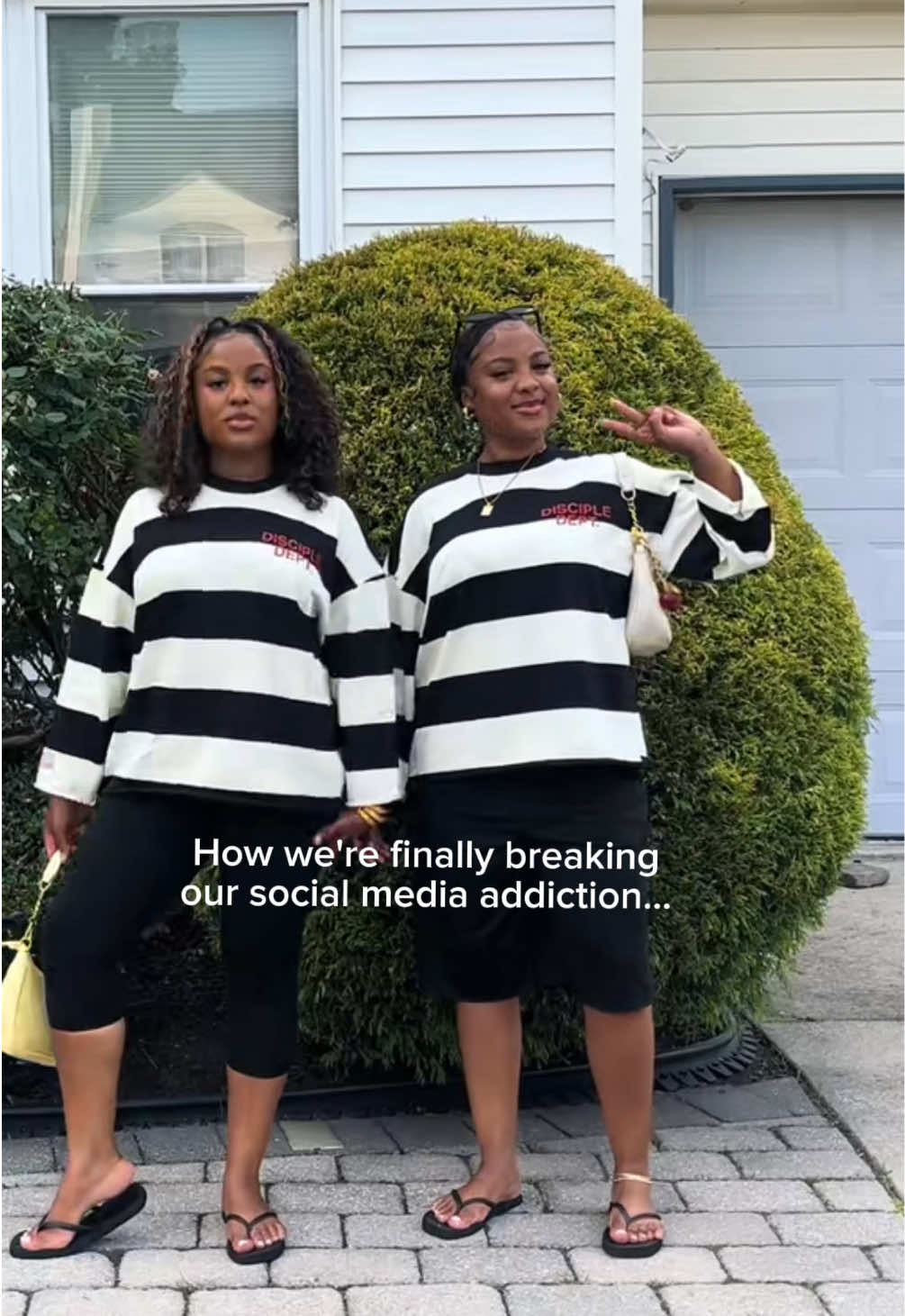@Johnstontwinss
