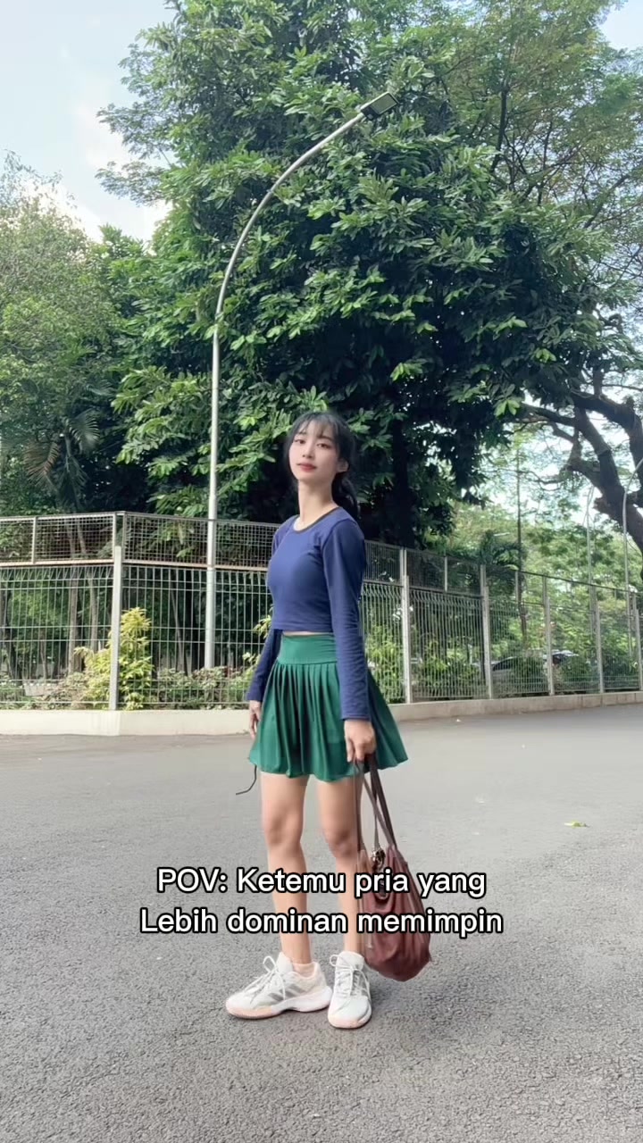 @Ay🌱