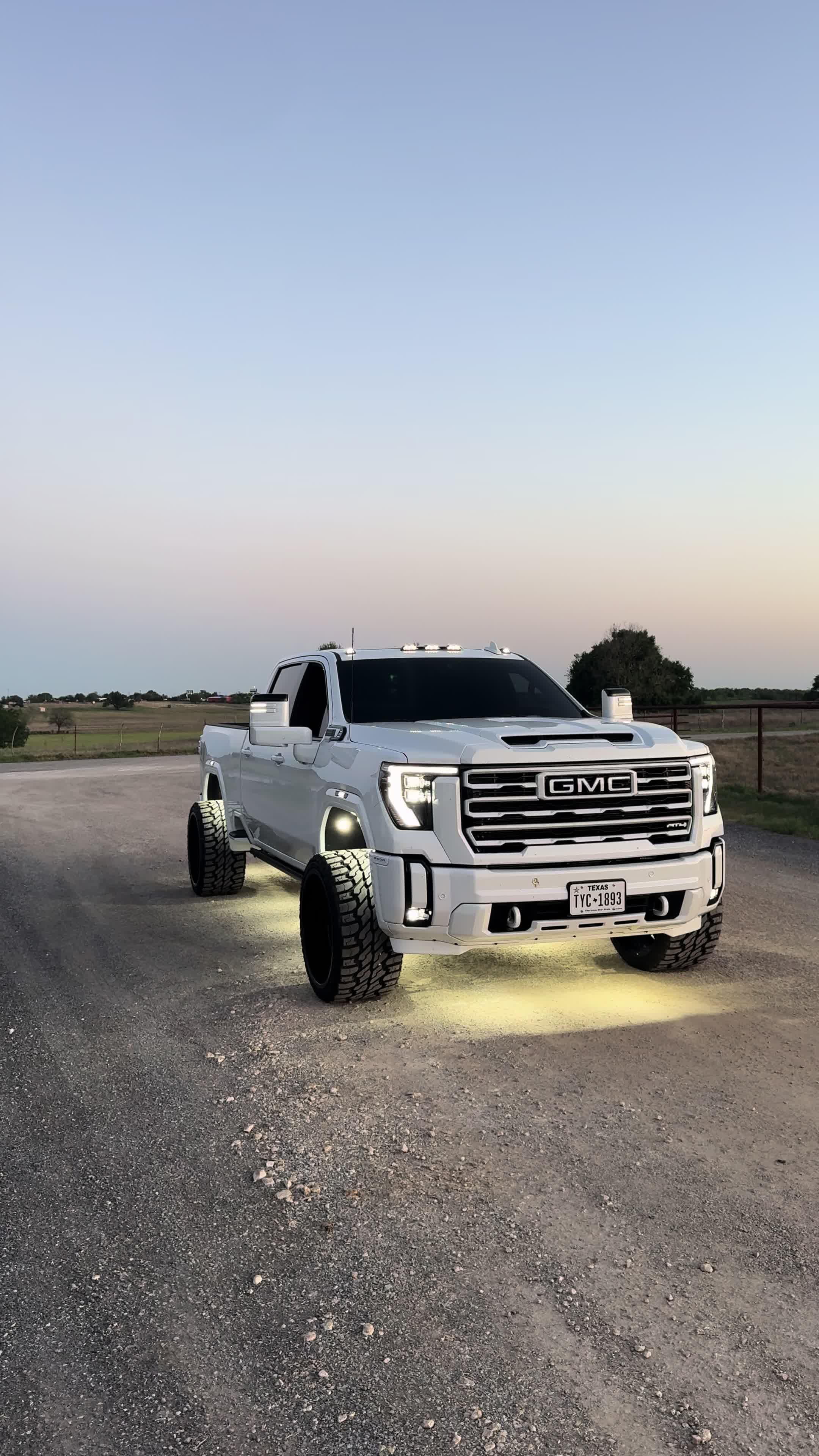@wyatt.tevis