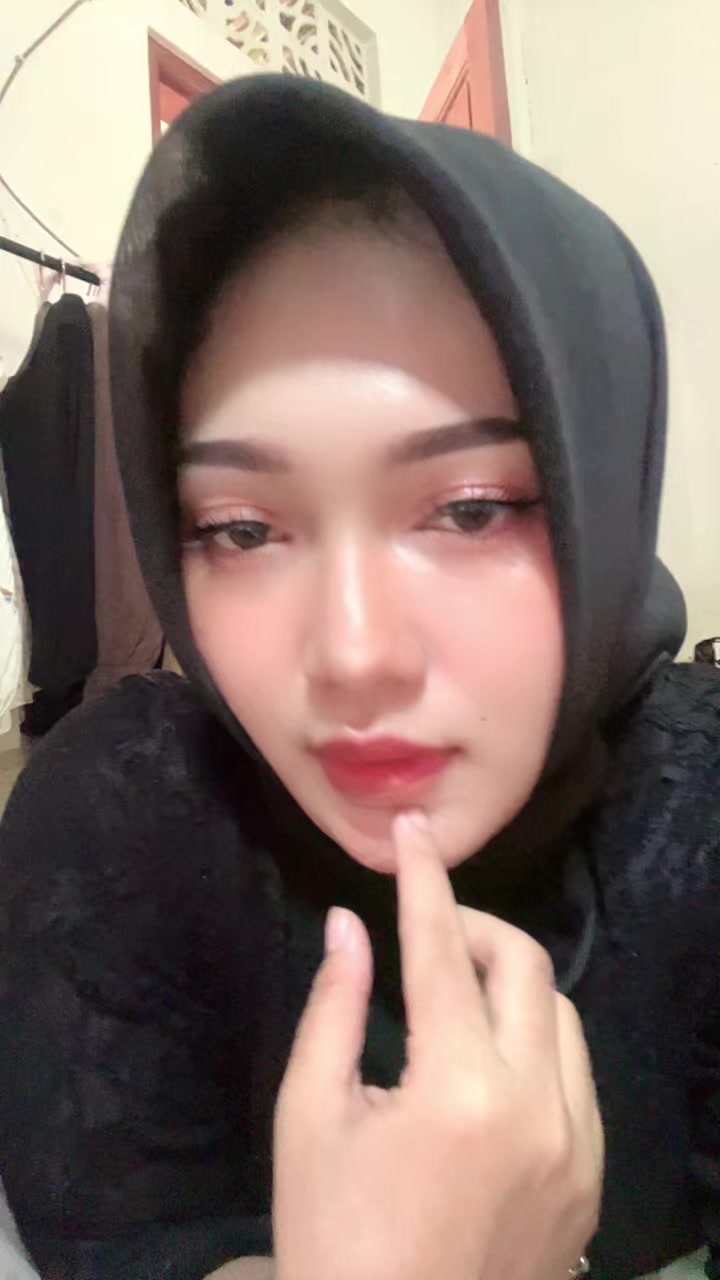 @Indyrhmaa