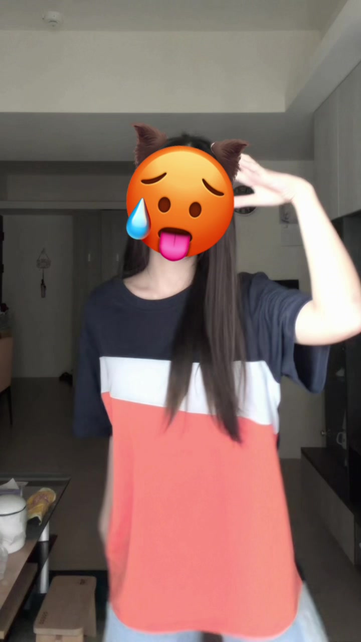 @嗯居^