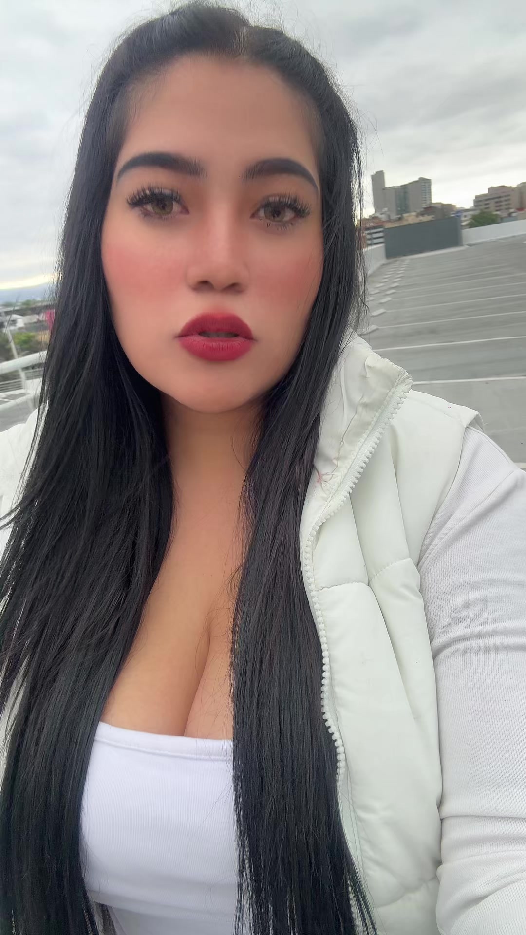 @Esmee Almaraz