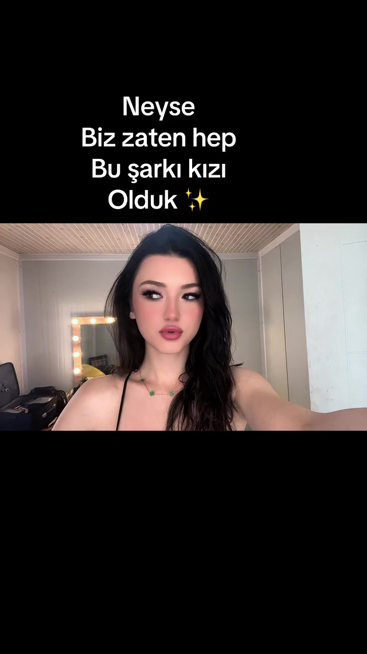 @Aleyna Akgün