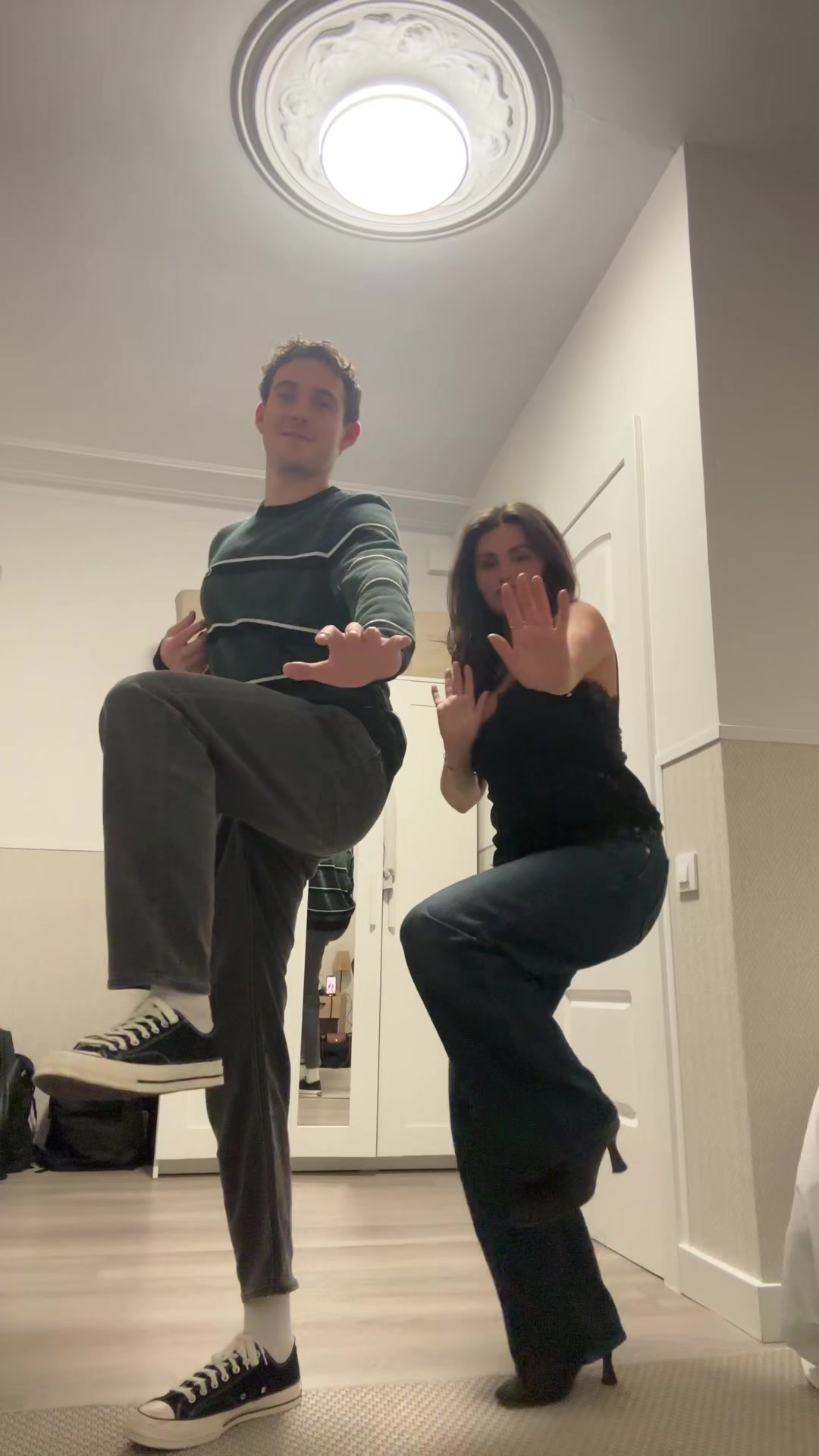 @Lutip
