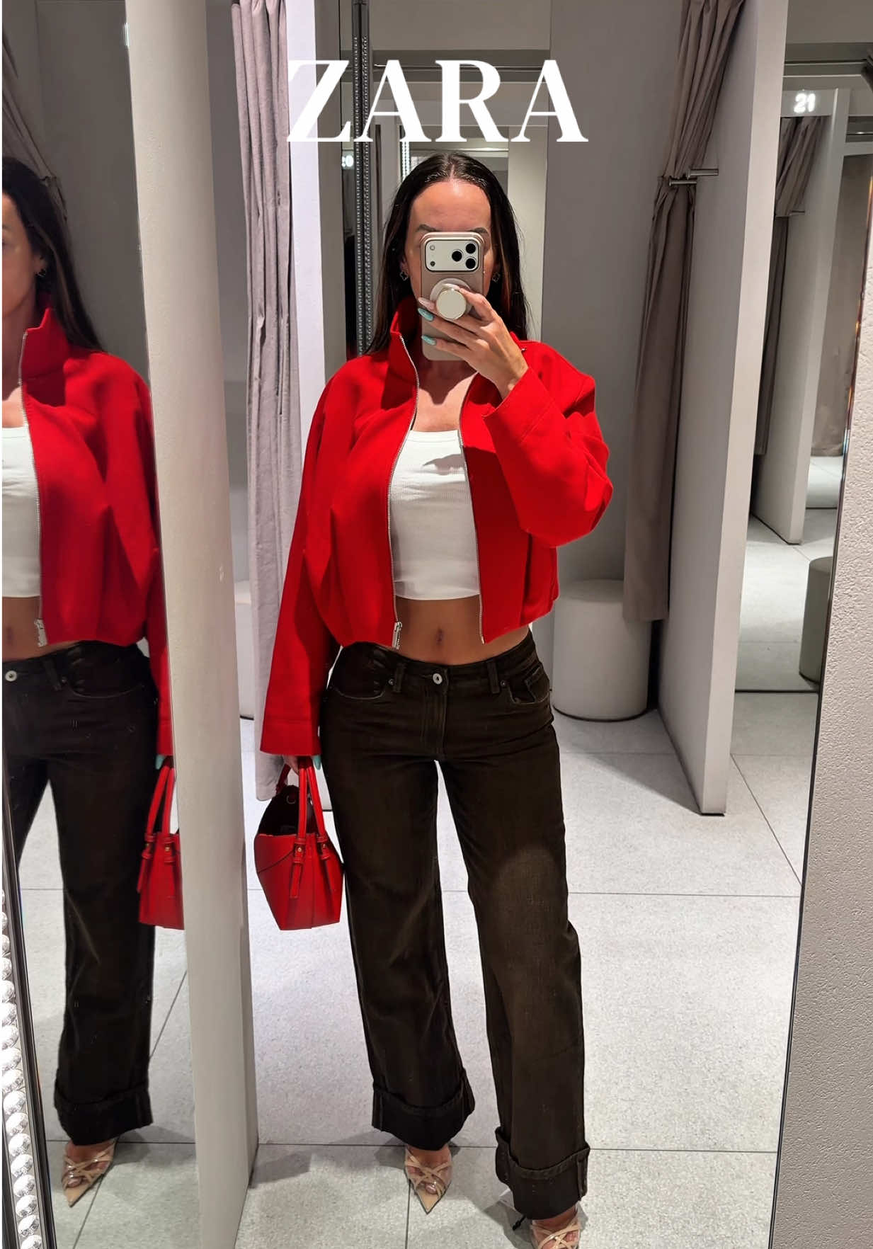 @Danielle’s Closet 🦋