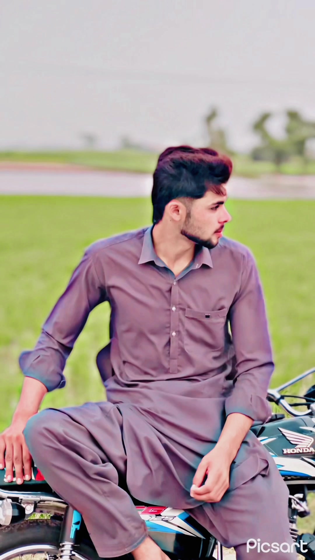 @چوہدری شاہزیب دوچھہ❤️🔥🥂
