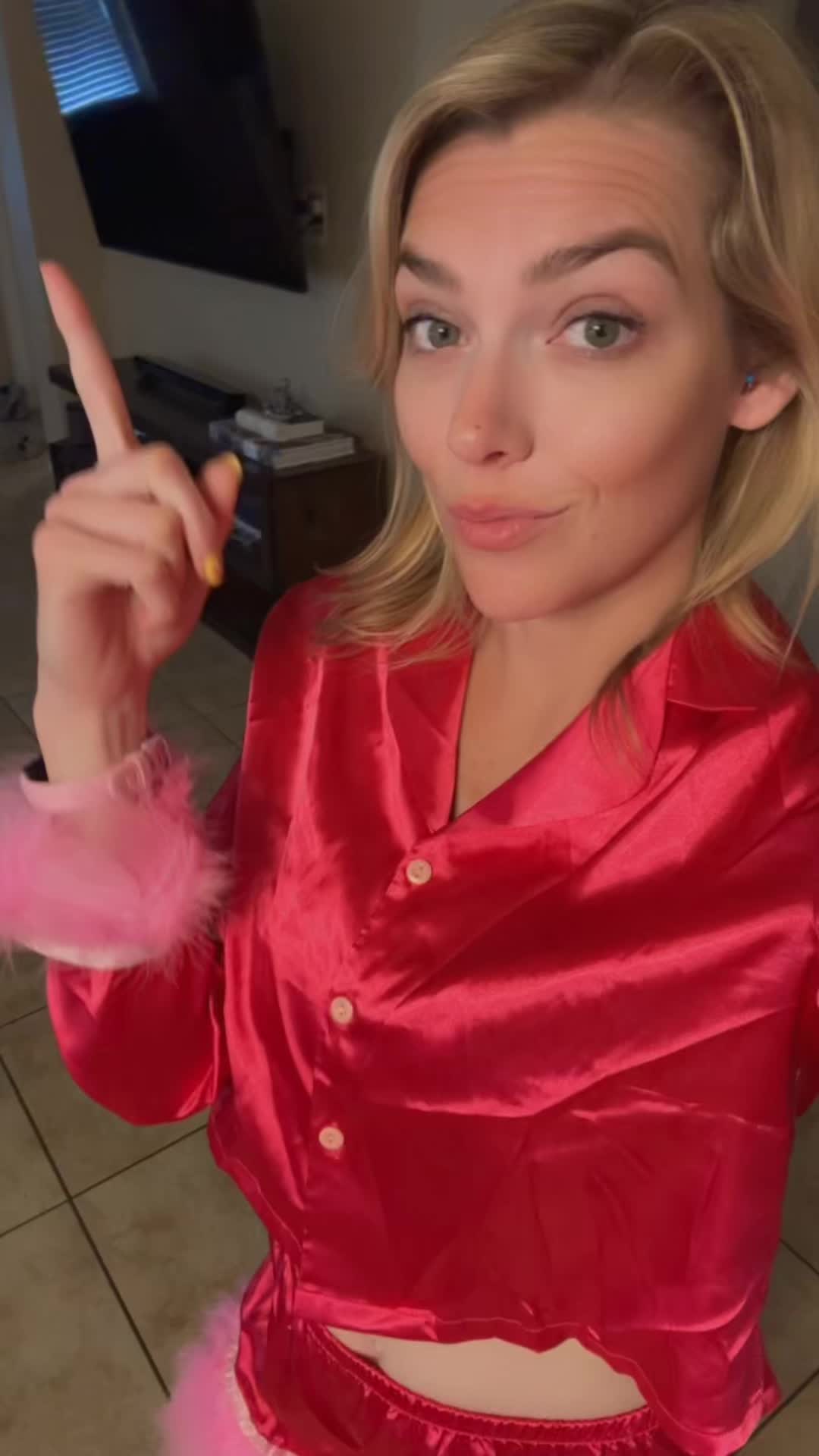 @Sarahplud