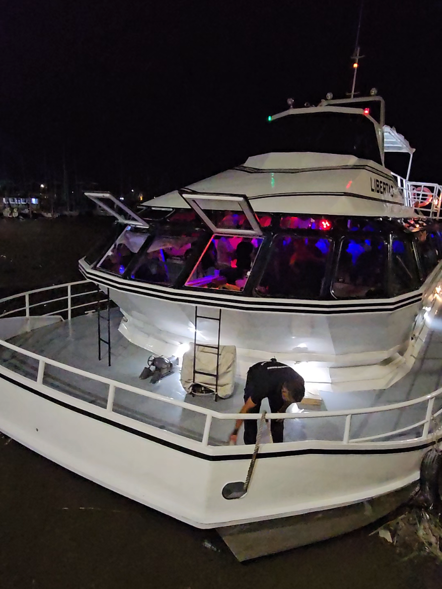 @fiesta en barco