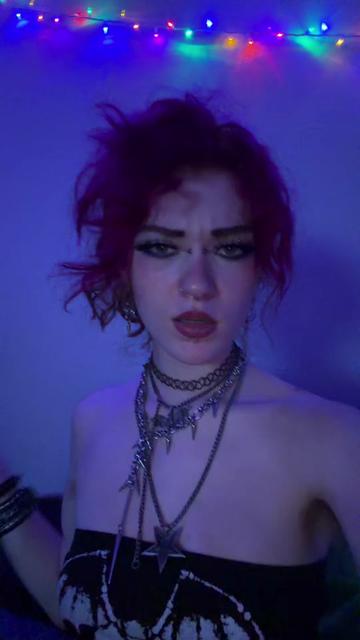 @evrythnginitsrightplce
