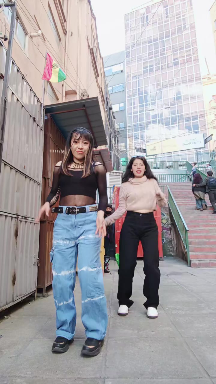 @AleMejiaDance
