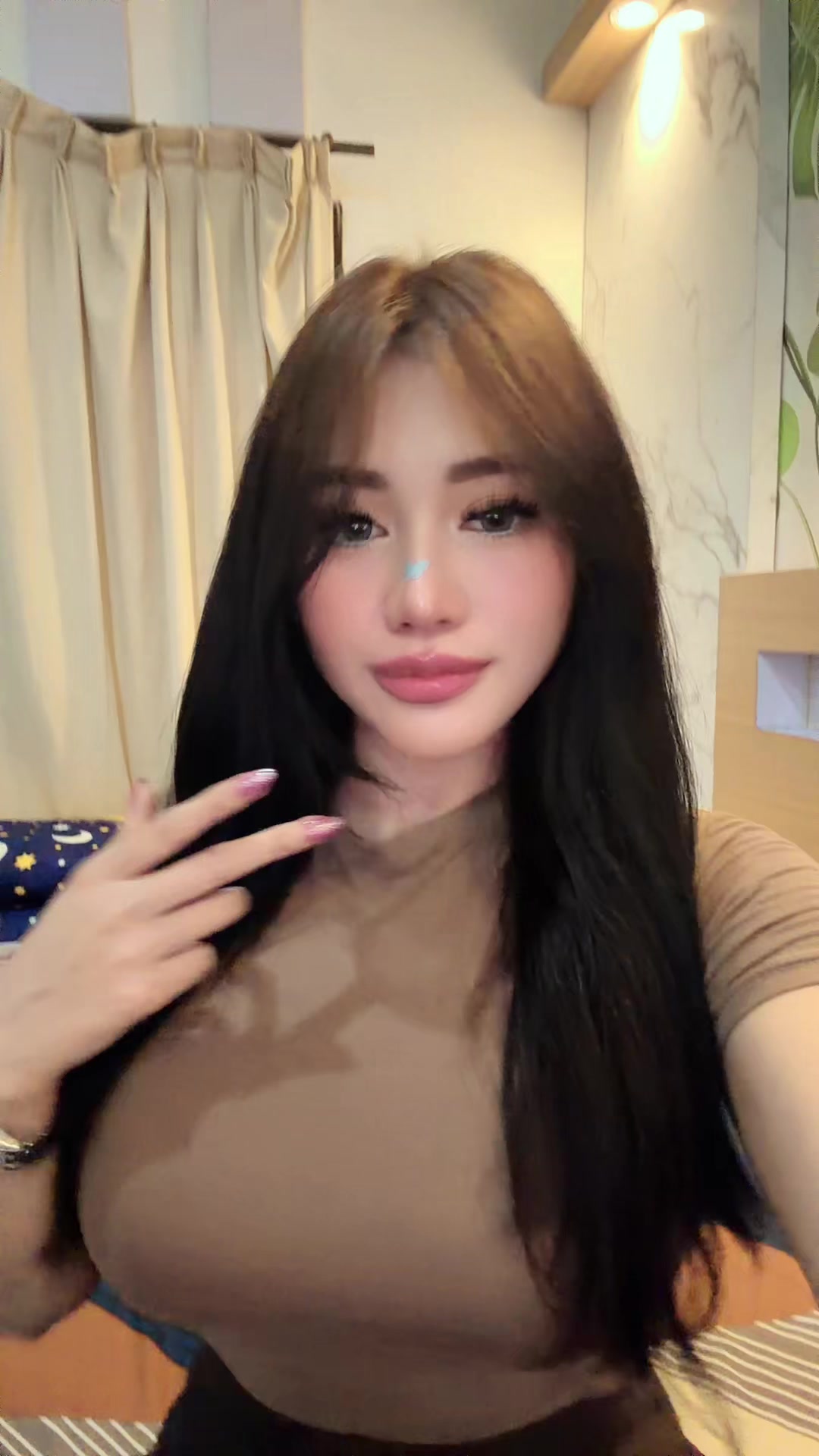 @V_S🦋