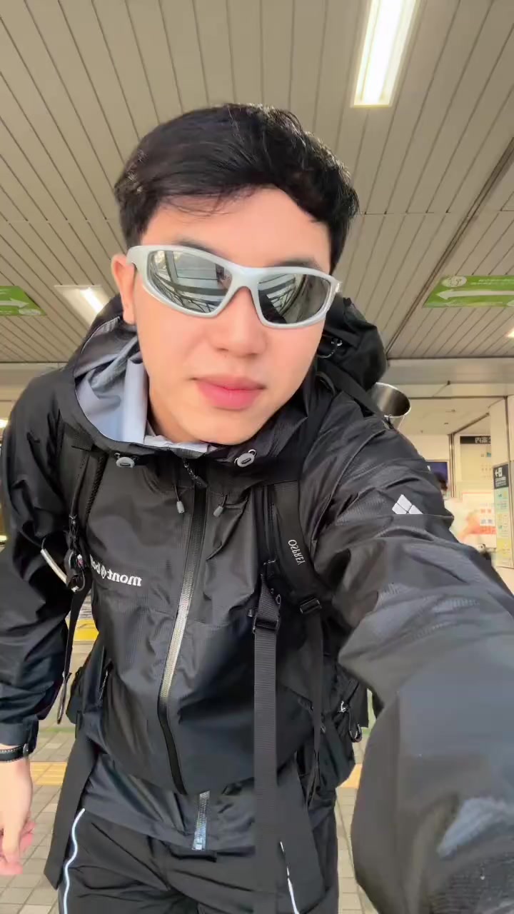 @๐๐ง๐ฆ๐จ็ฑ