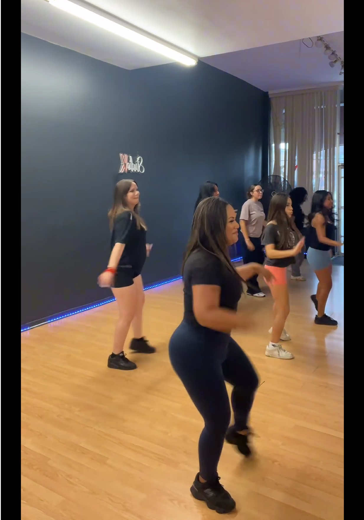 @StudioK