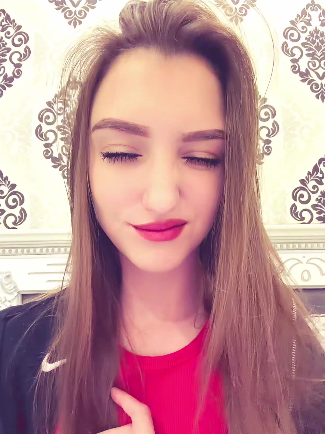 @аришка🧠