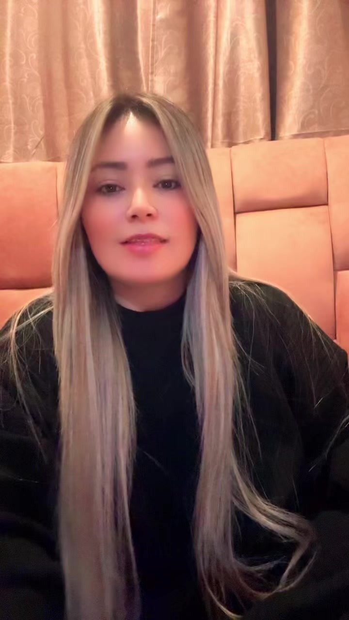 @Selenita022