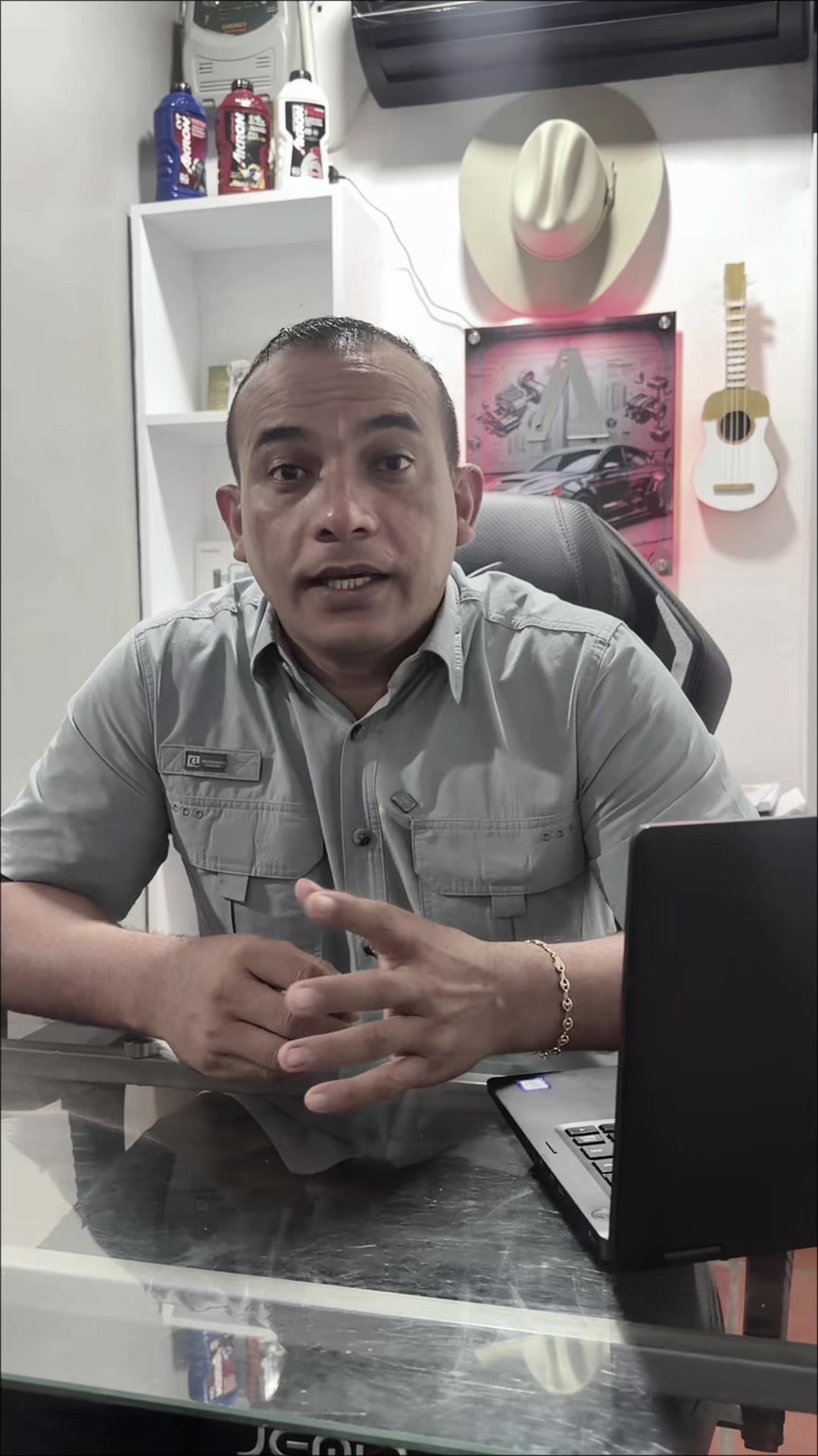@Víctor Aponte