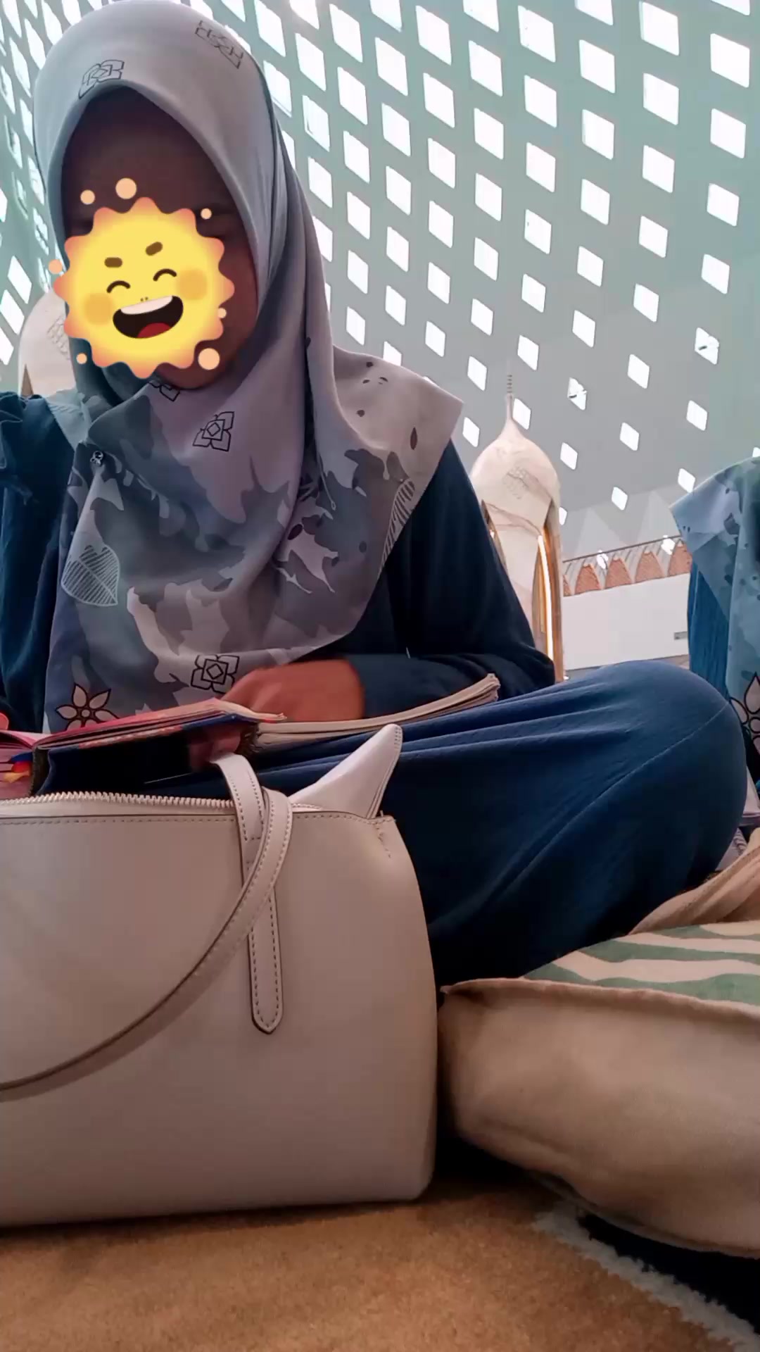 @Ninaz