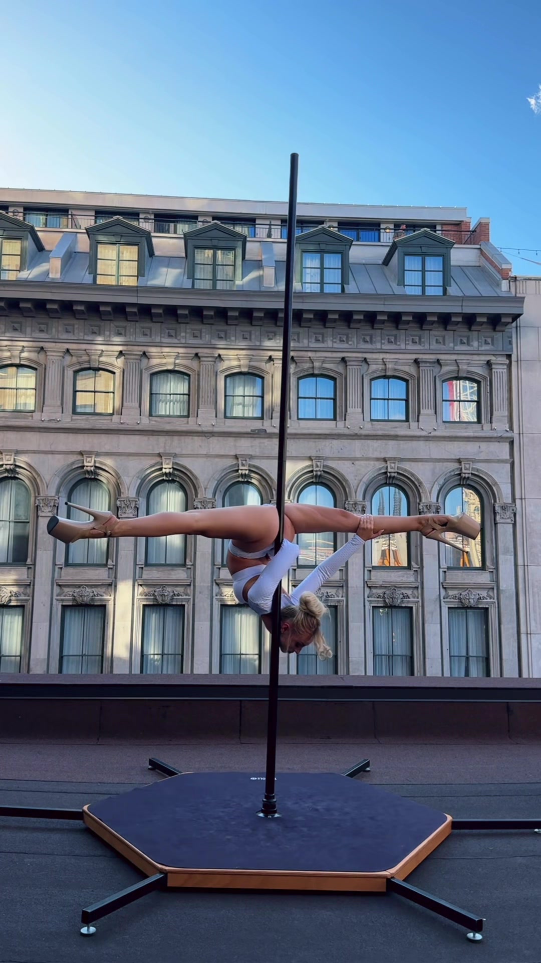 @DIANA | Pole Artist