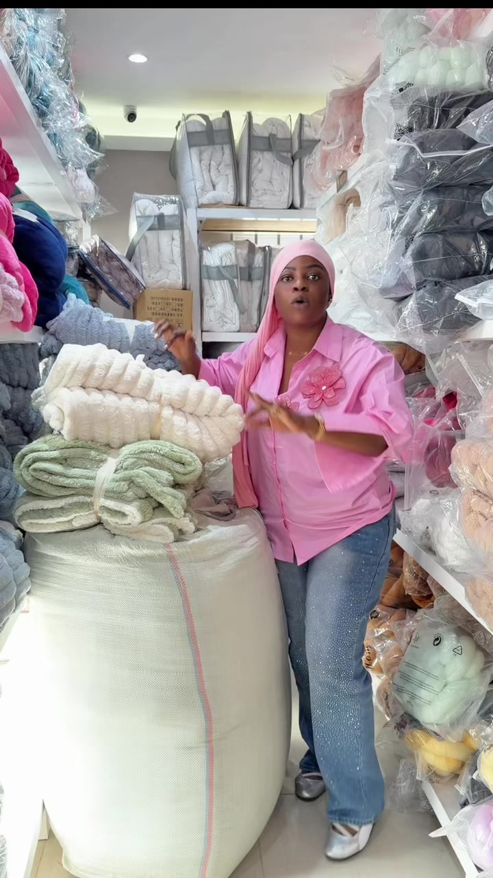 @Hadash Homes | BEDDING BOSS