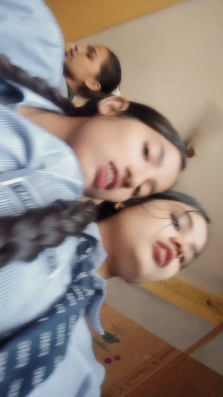 @nishu_💐☺️