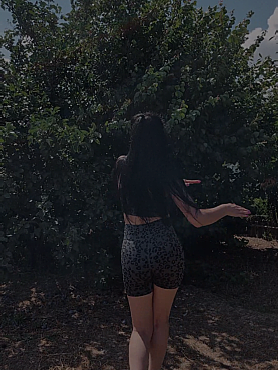 @brunettka-@@@