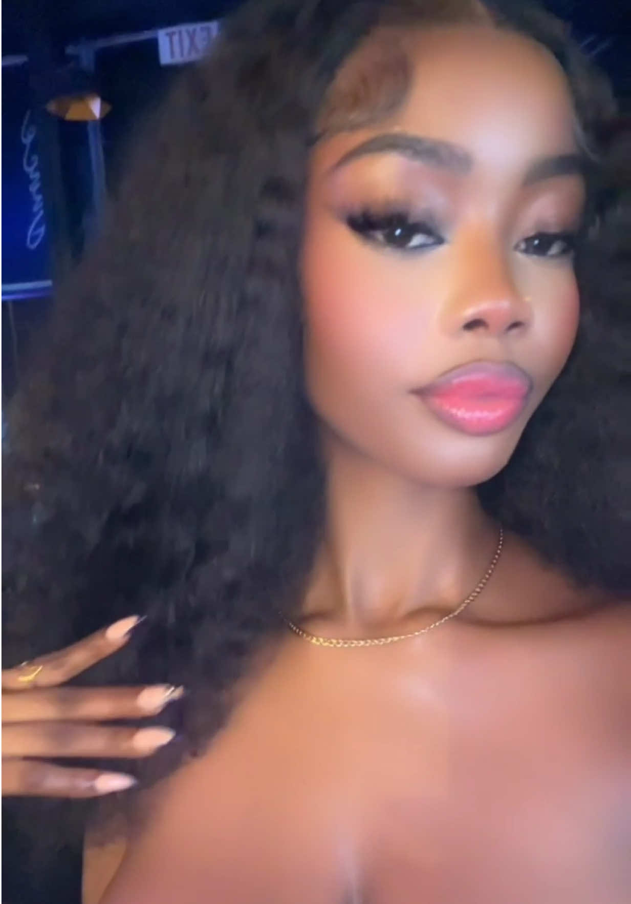 @t.xx714