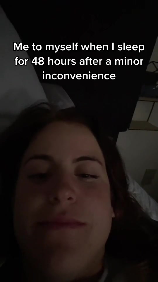 @HOLLI