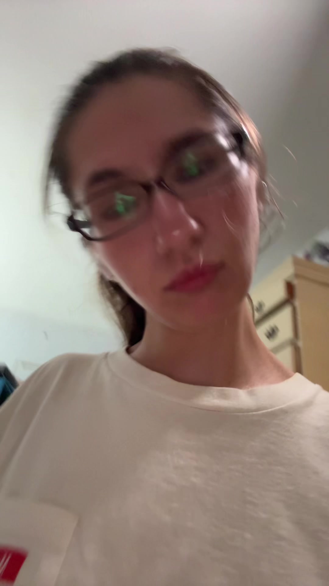 @isabella