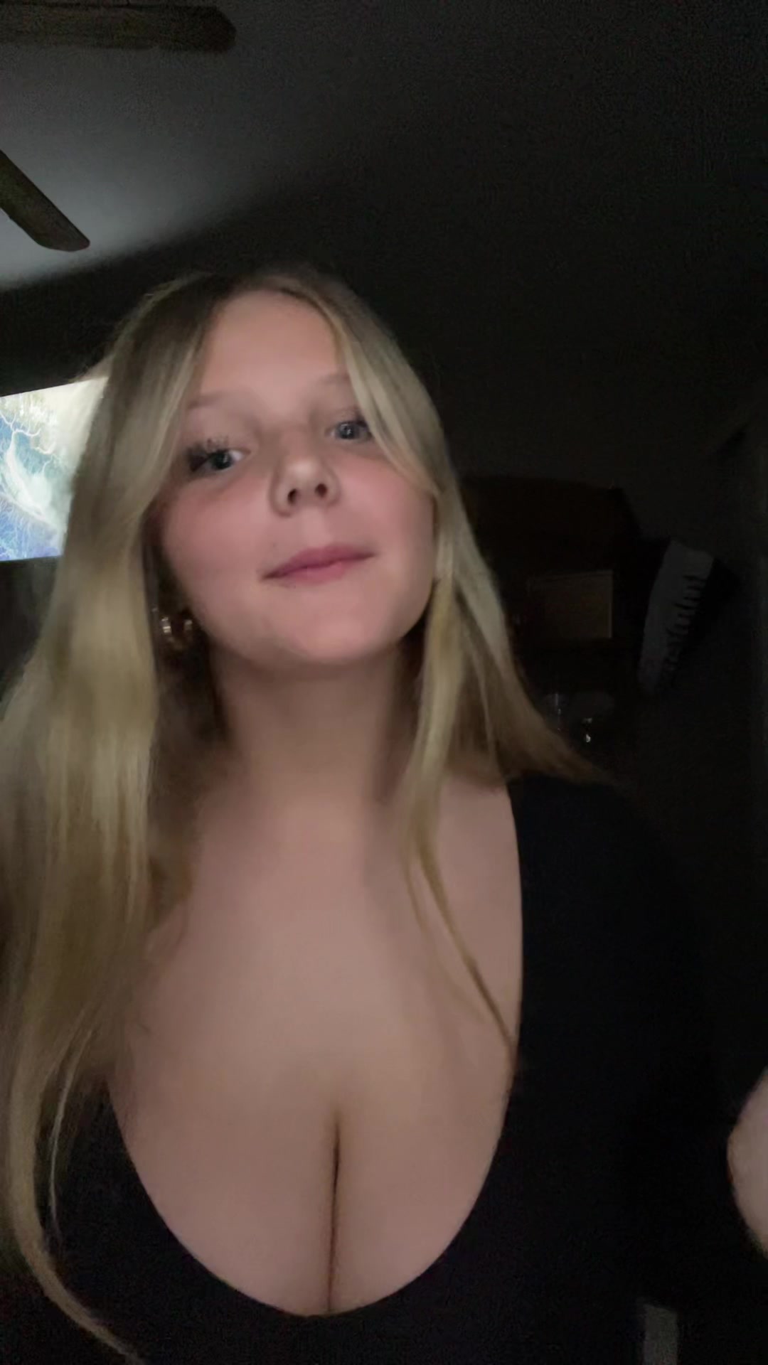 @arianaluvslife