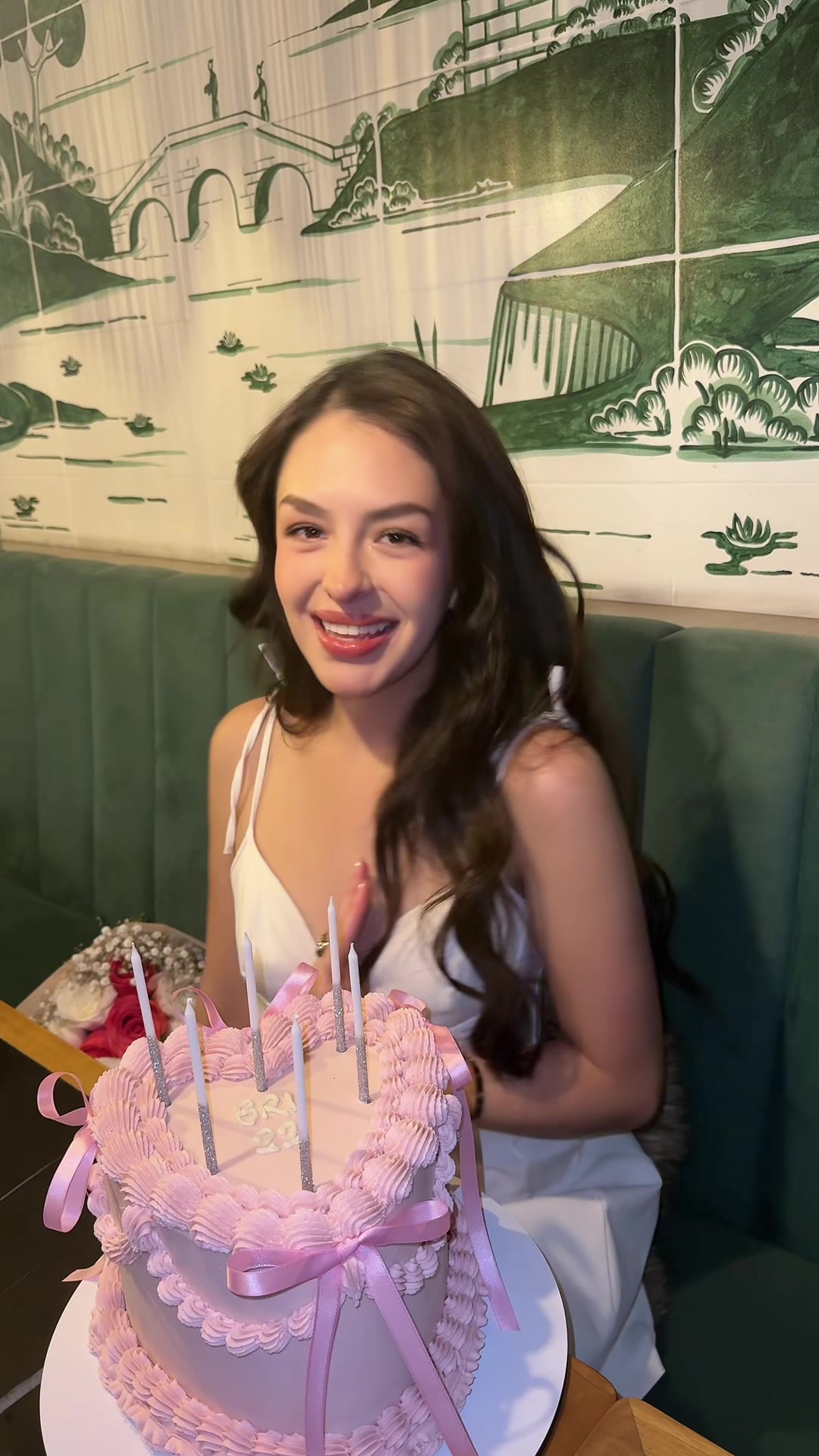 @bri_apraez