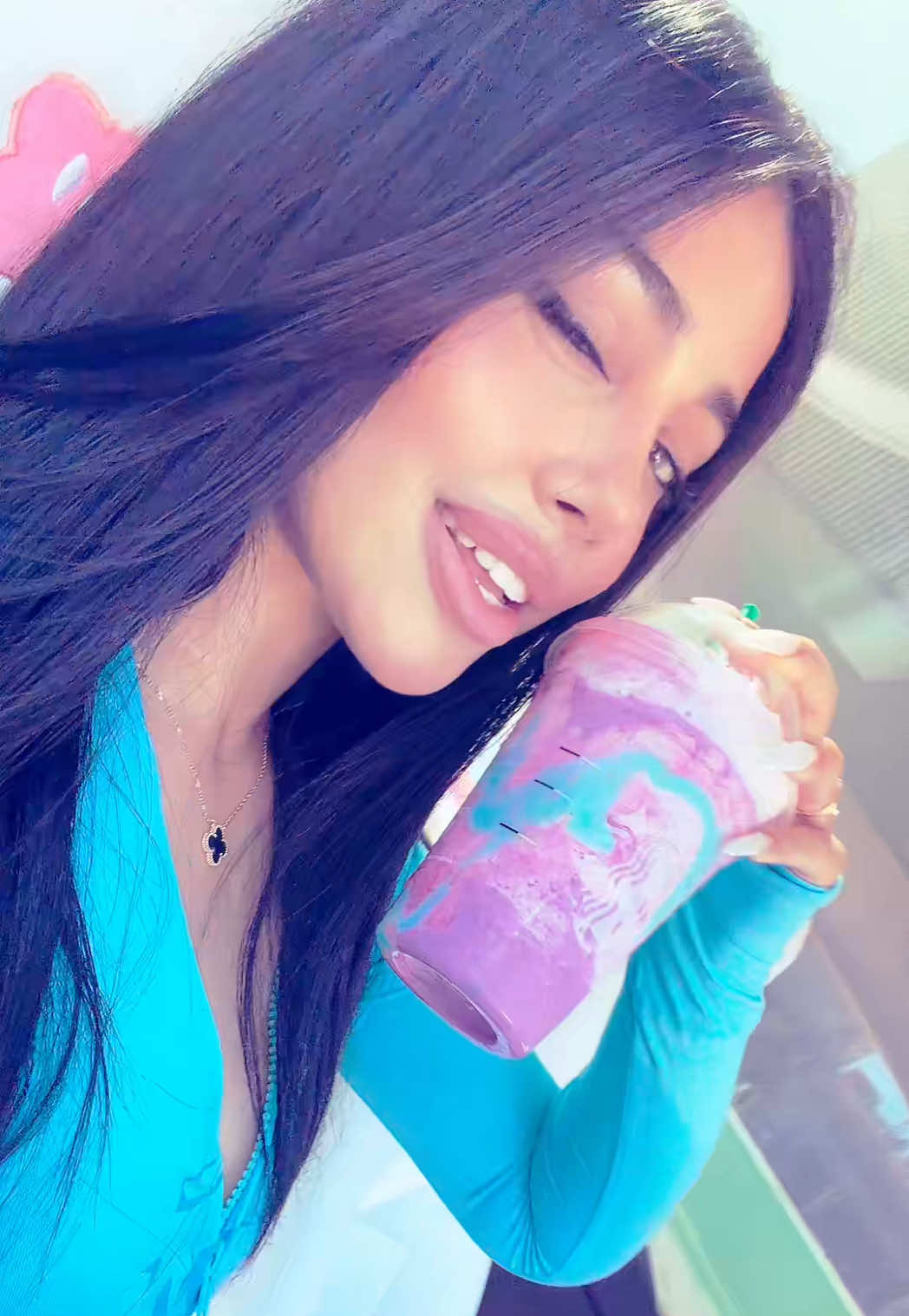 @𝖒𝖎𝖒𝖎🦅
