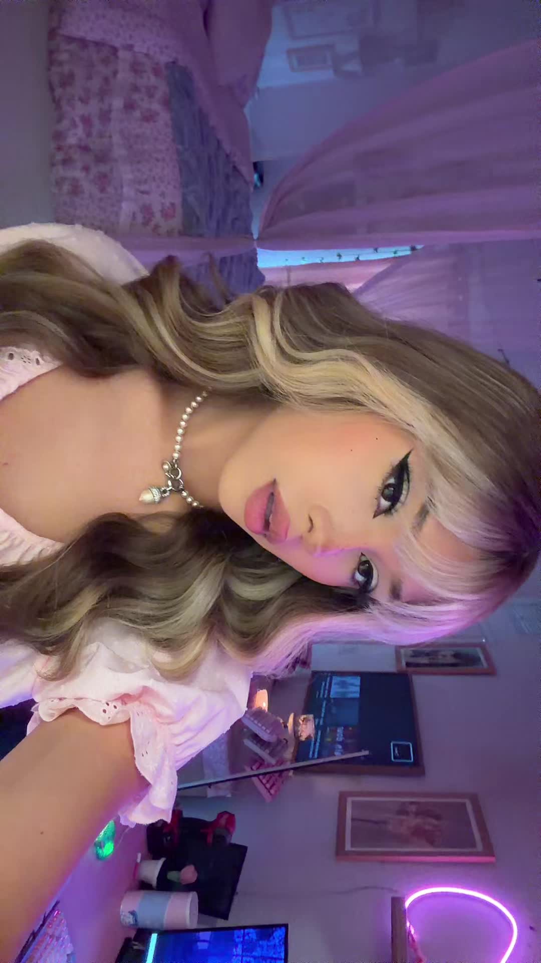 @(:̲̅:̲̅:̲̅[̲̅:♡:]̲̅:̲̅:̲̅:̲̅)