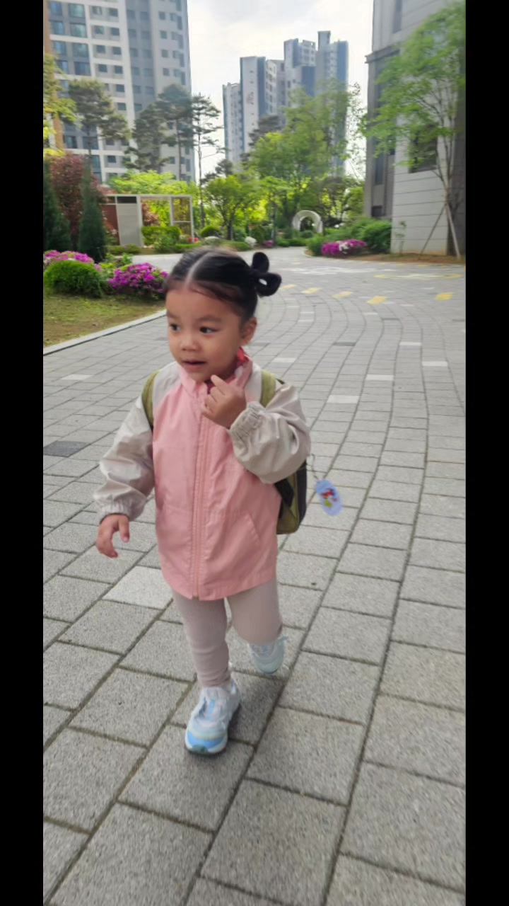 @yuna yujun omma 👨👩👧👦