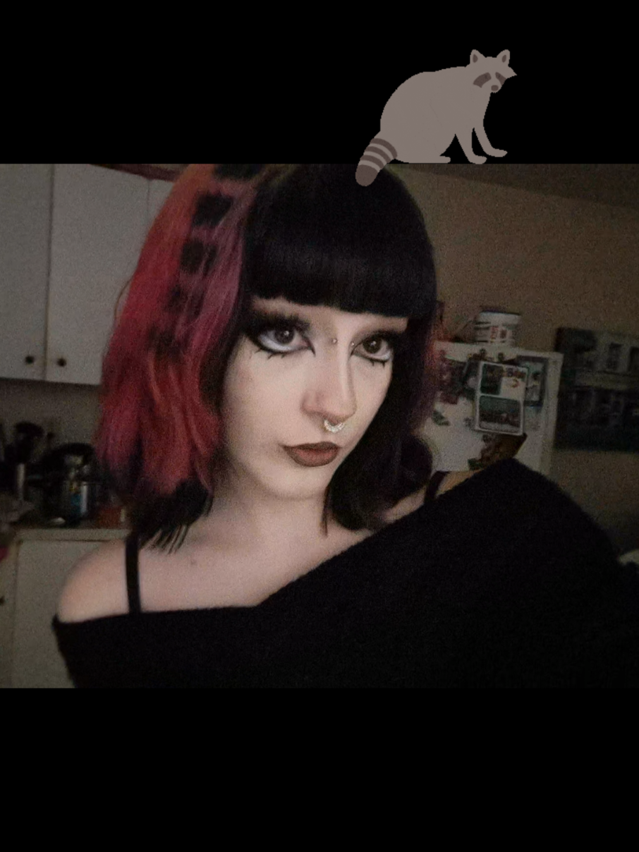 @Nataliyah🖤🦄