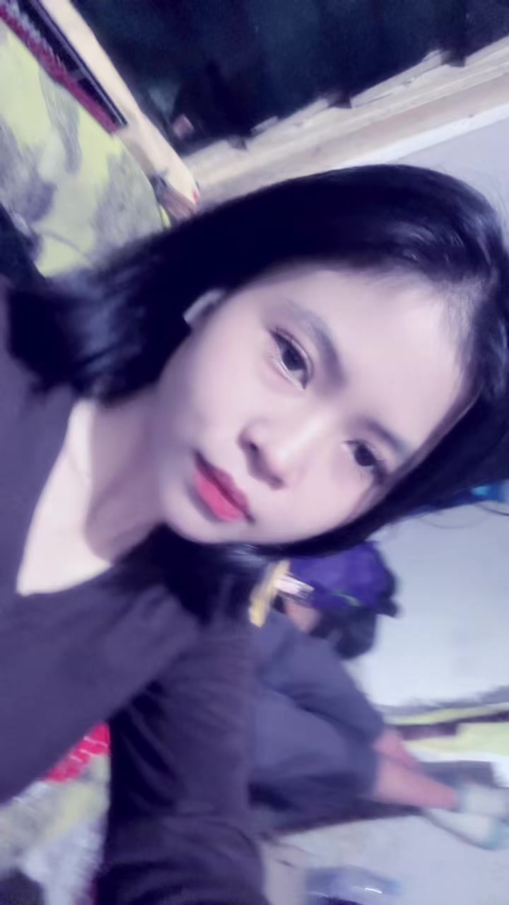 @𝐿𝓎 🫧