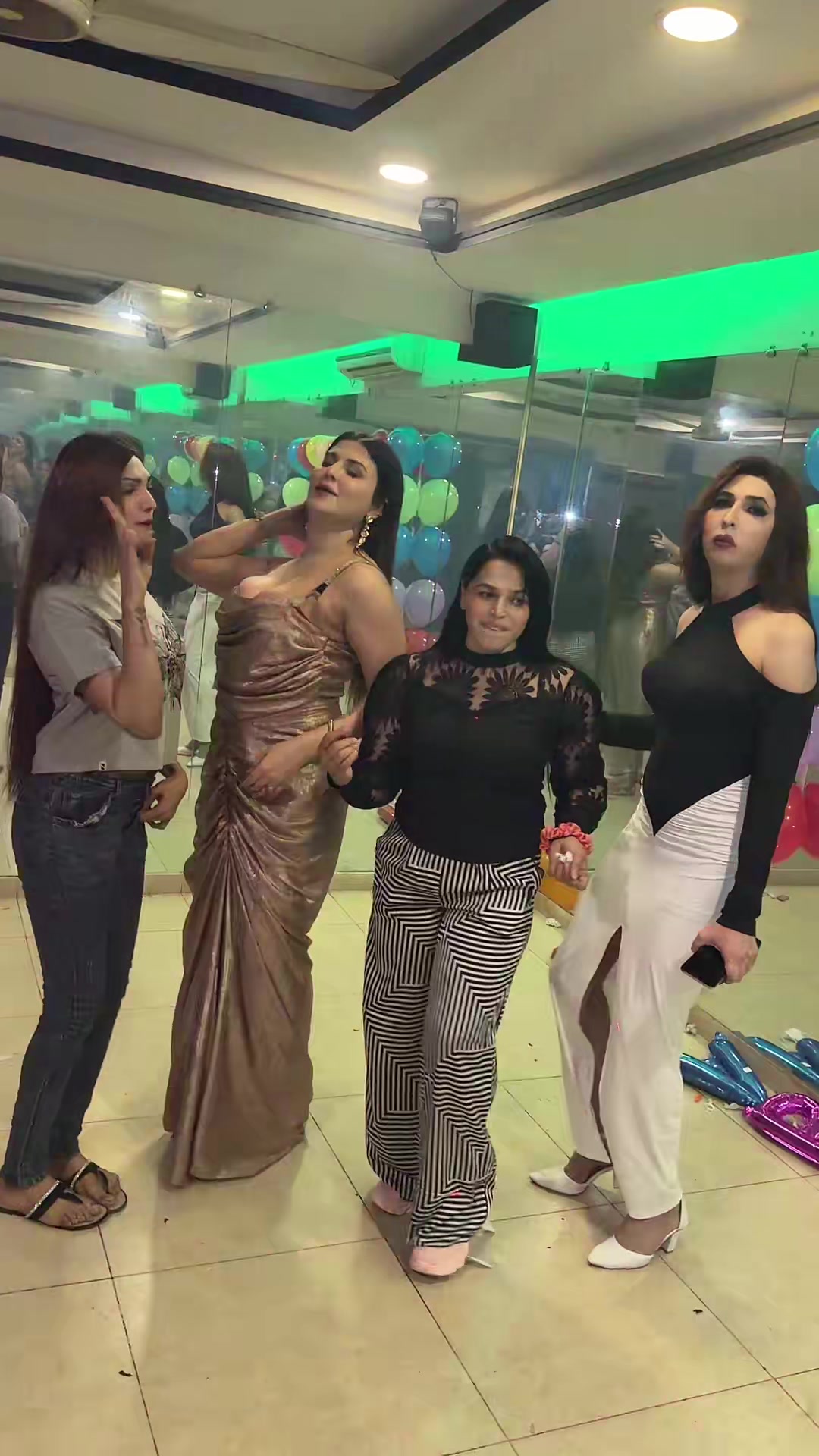 @Wania Butt