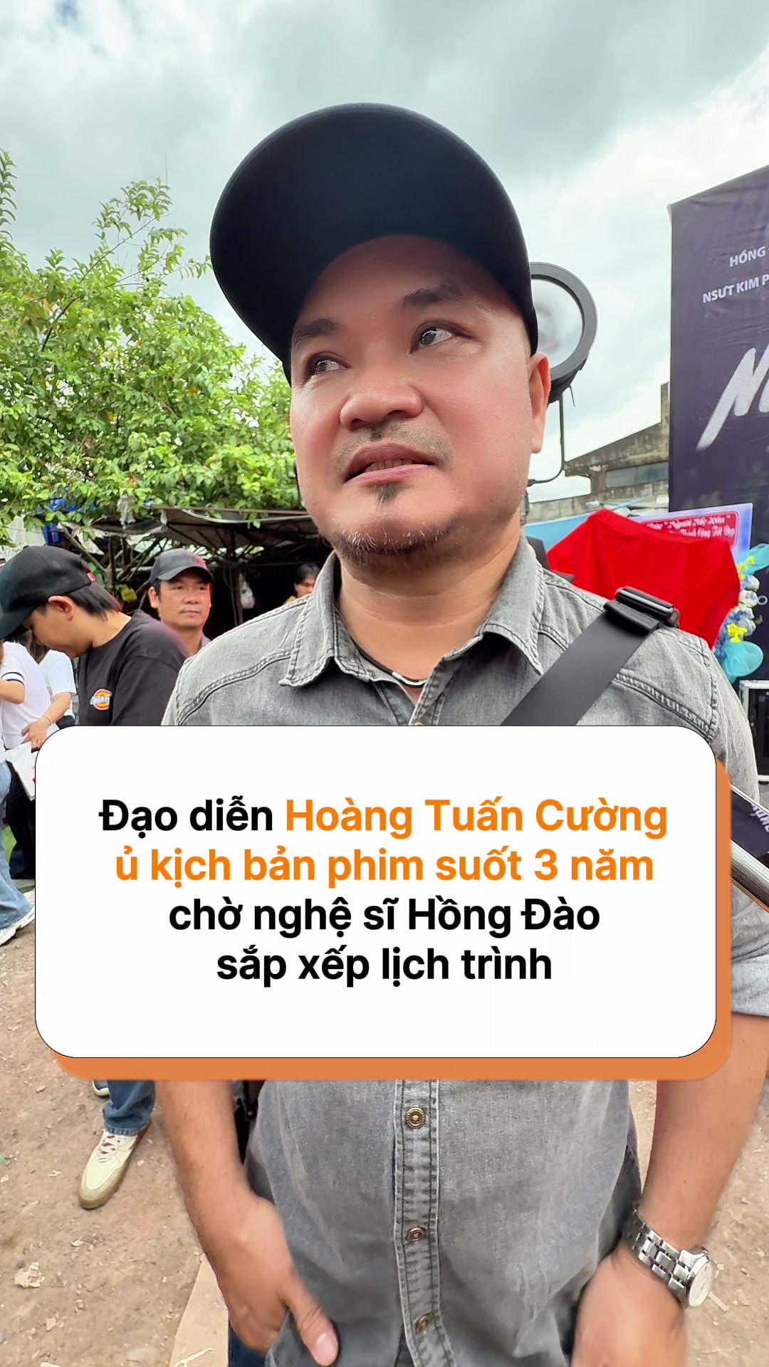 @H&oacute;ng Showbiz Việt