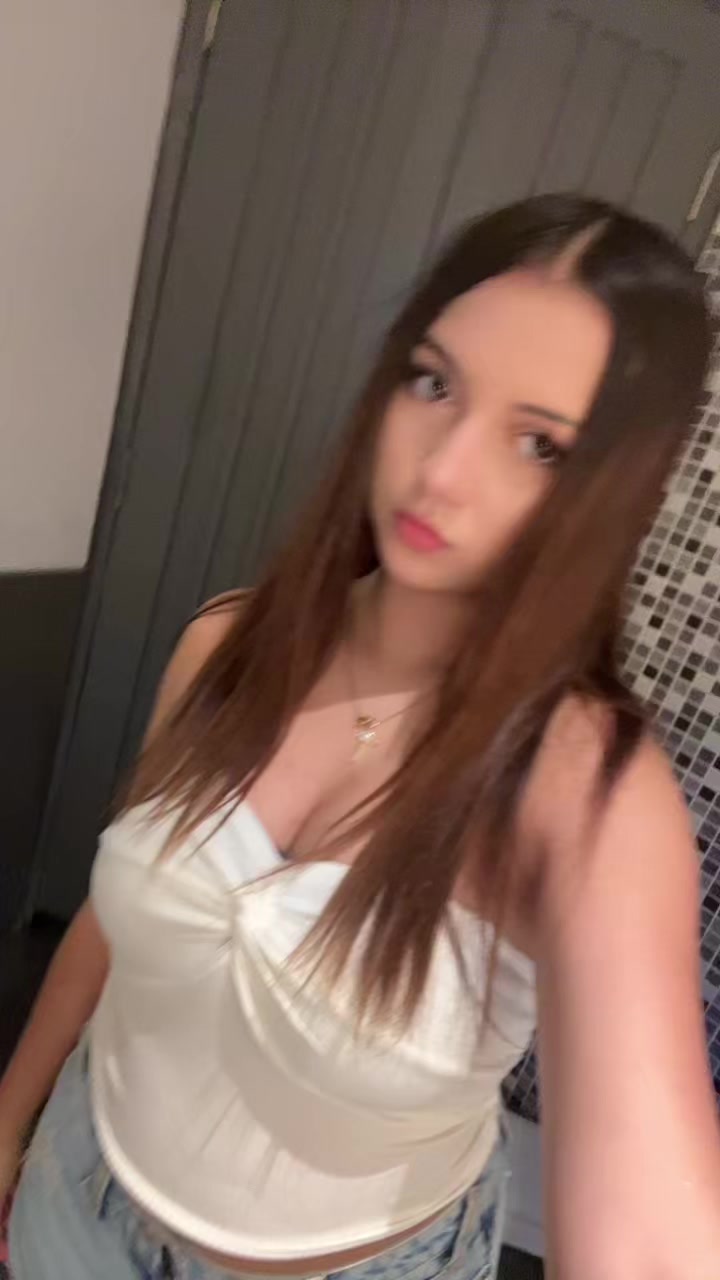 @Ellie ๐