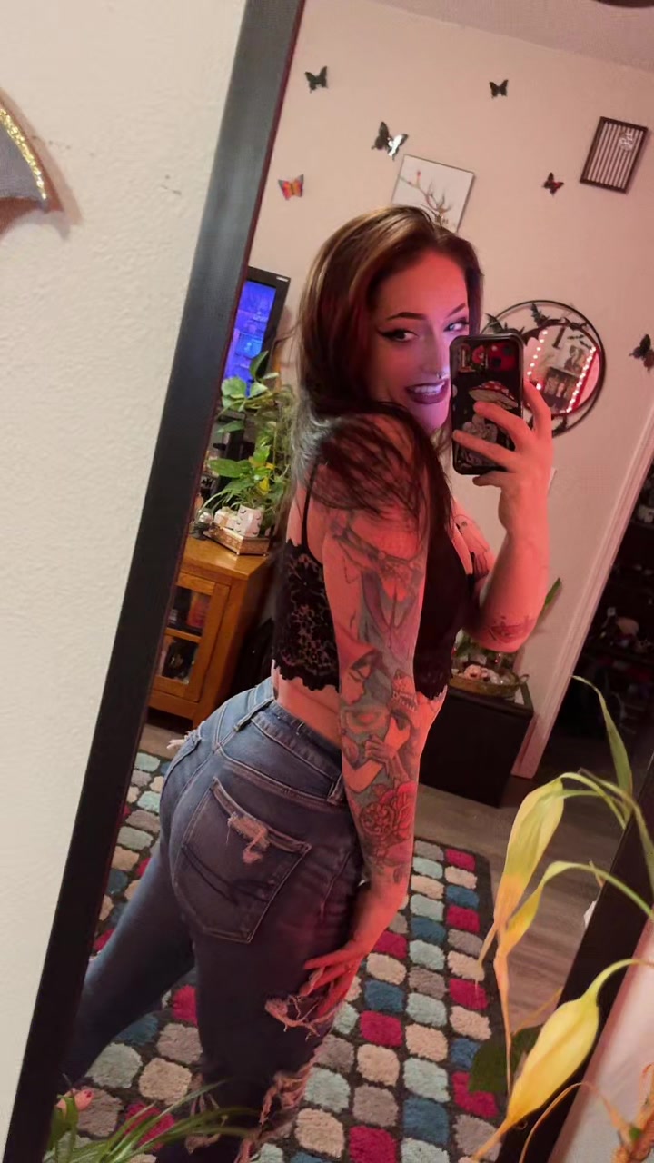 @battybabe🦇