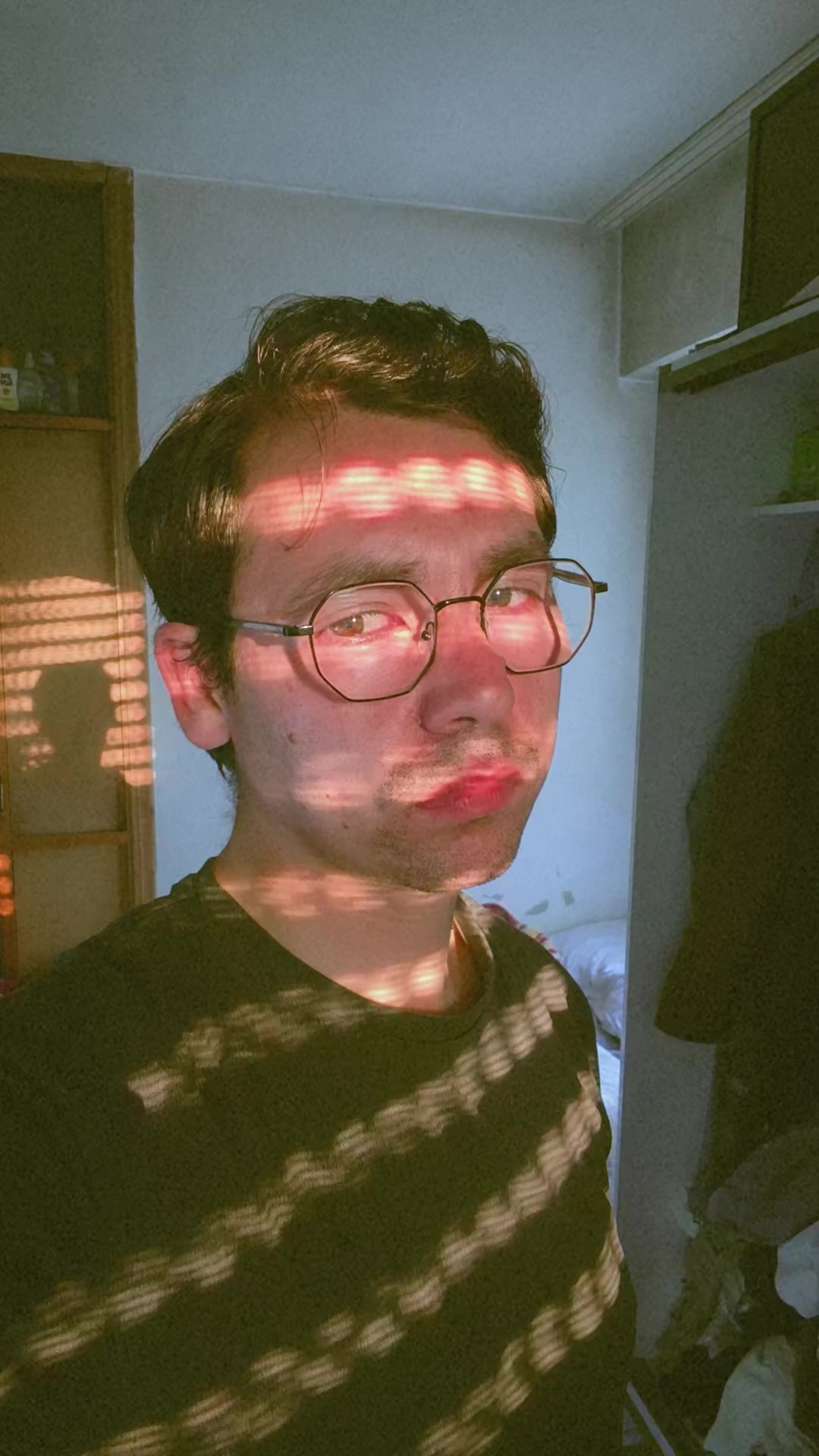 @M