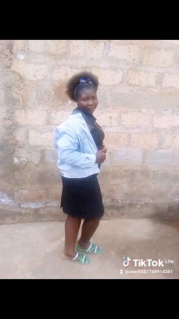@naomi Majuma